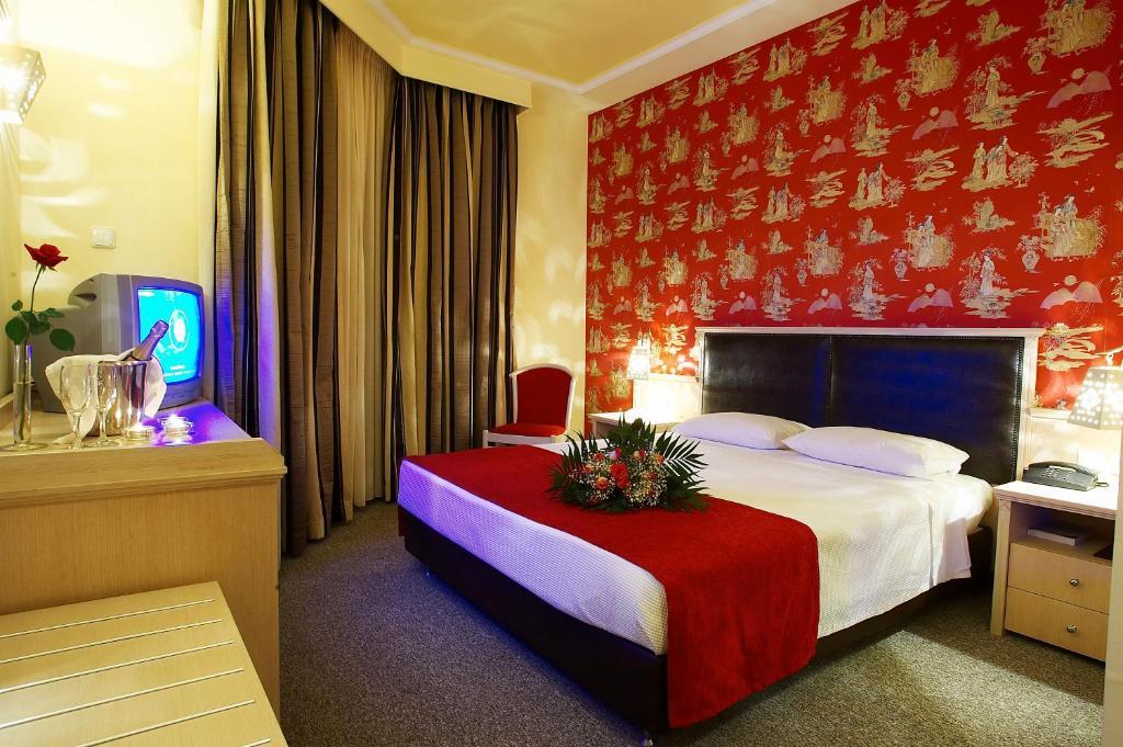 Iris Hotel Thermi Room photo